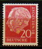 [Professor Dr. Th. Heuss, type AV12]