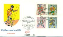 [Charity Stamps - Marionettes, type QM]