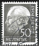 [Professor Dr. Th. Heuss, type AV18]