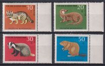 [Youth Hostel - Endangered Animals, type ND]