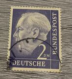 [Professor Dr. Th. Heuss, type AV24]